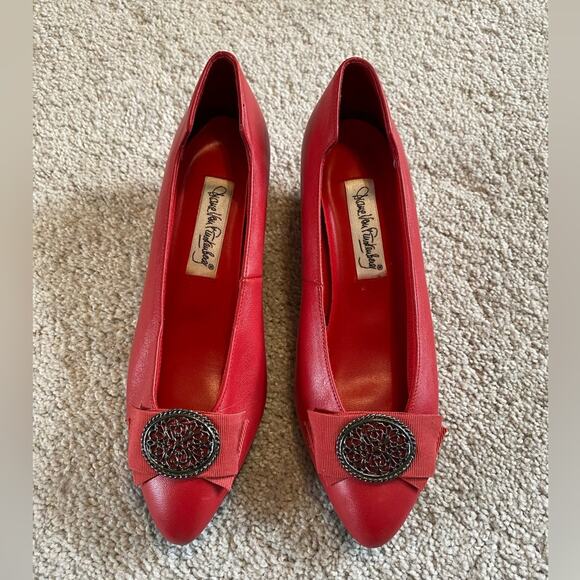 Diane Von Furstenberg Shoes Womens Size 8 Red Heel Bow Brooch Pinup Vintage DVF - Picture 4 of 6
